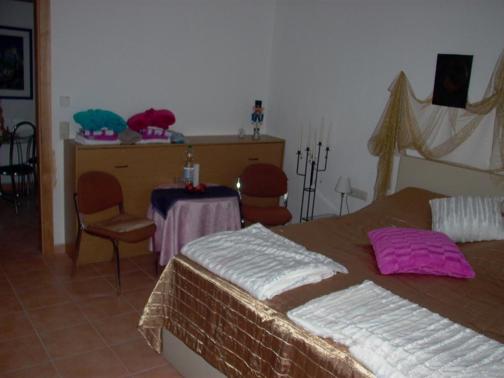 Gaestezimmer Ferienwohnung Villa Alexa, Mit Wallbox Woltersdorf  Room photo