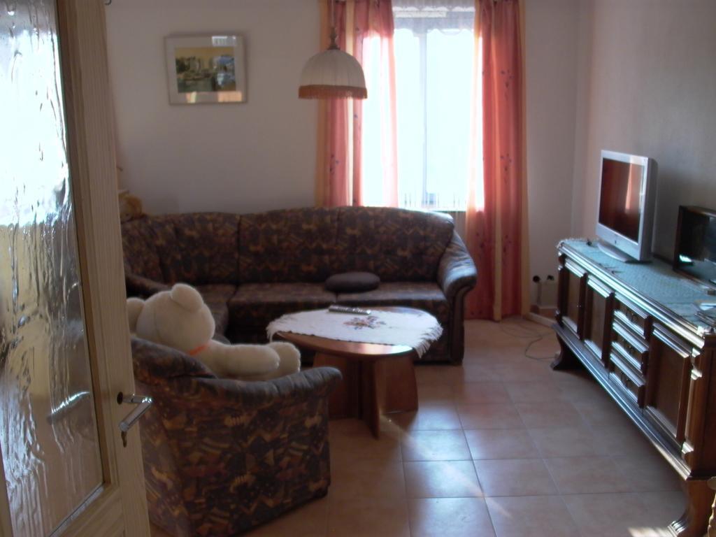 Gaestezimmer Ferienwohnung Villa Alexa, Mit Wallbox Woltersdorf  Room photo